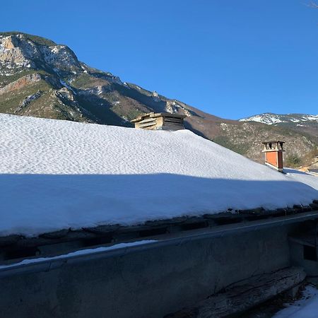 Gite Paisible Au Coeur Des Montagnes A Nohèdes Dış mekan fotoğraf