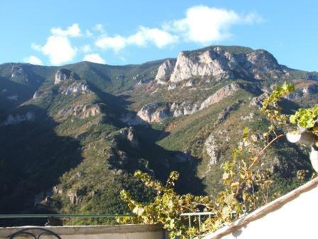 Gite Paisible Au Coeur Des Montagnes A Nohèdes Dış mekan fotoğraf